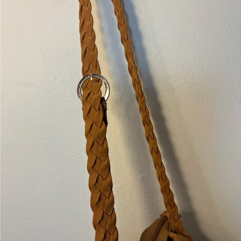 Stylish Brown Fringe Shoulder Bag - Picture 4 of 6